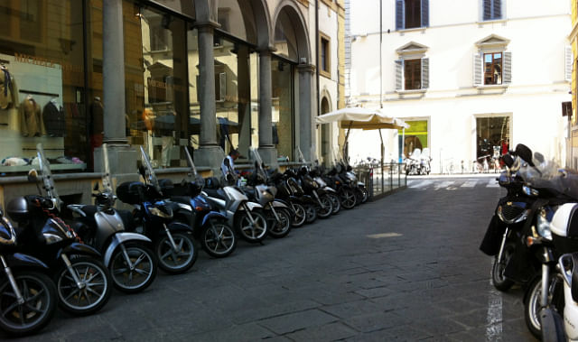 blog luisaviaroma firenze4ever FLORENCE DAY scooters
